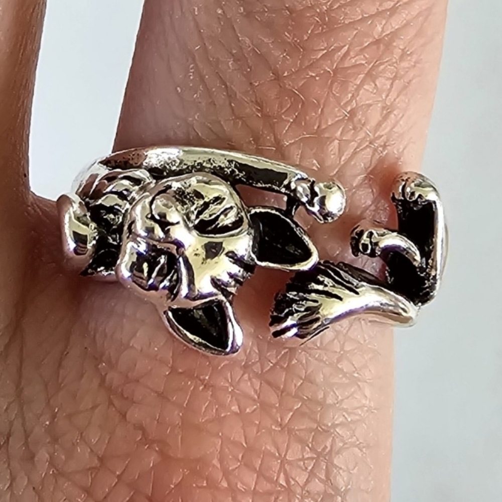 🐱 Silver Stretching Kitty Wrap-Around Ring